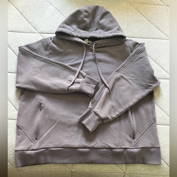 Athleta Charcoal Hoodie size 1x with zip front pockets - Picture 4 of 6